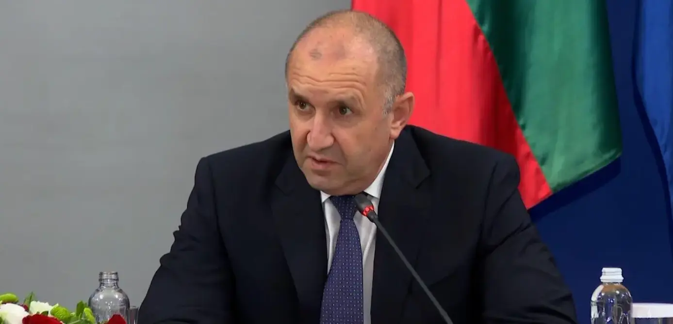 Премиерът Румен Радев се среща с ръководството на „Литаско“ и „Лукойл“