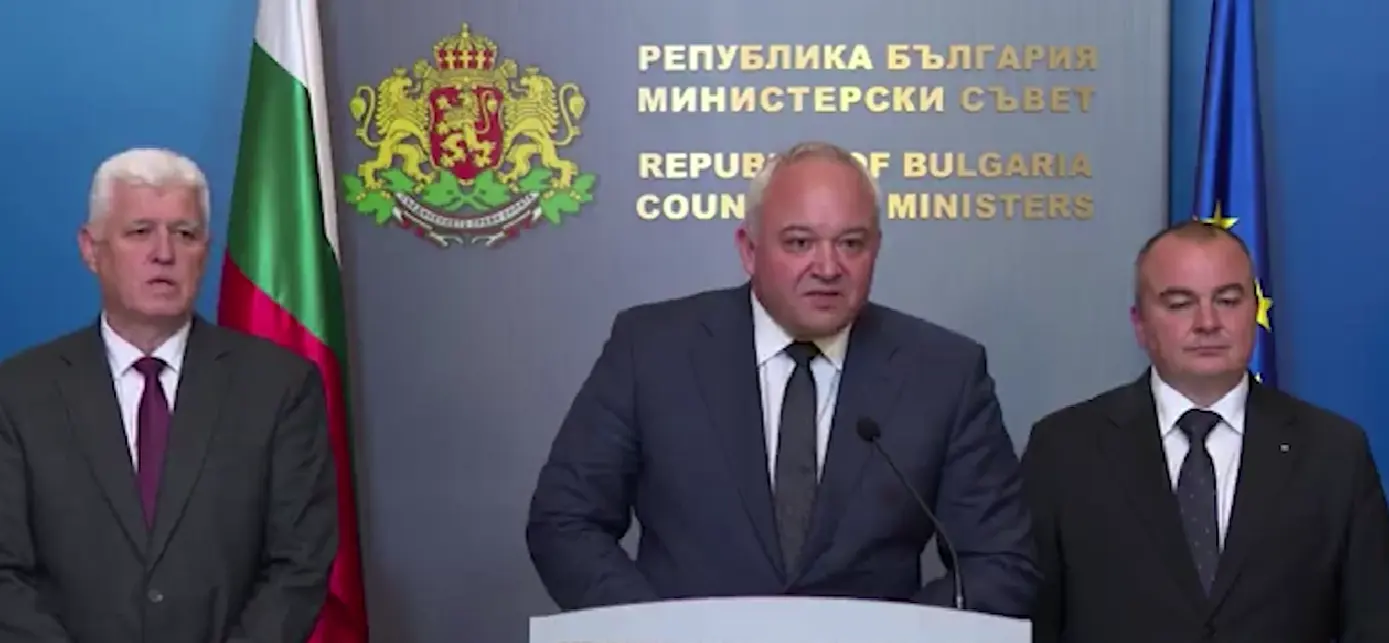 МВР и армията в повишена готовност заради риска от пожари: Дронове, хеликоптери и нови ограничения