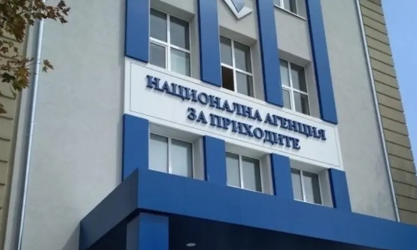 НАП откри десетки нарушения по Черноморието още в първите дни на летните проверки