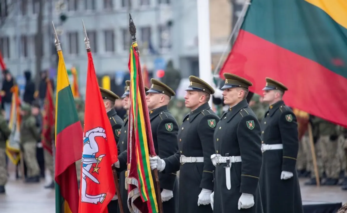 Литва е готова да премахне конституционната забрана за ядрени оръжия