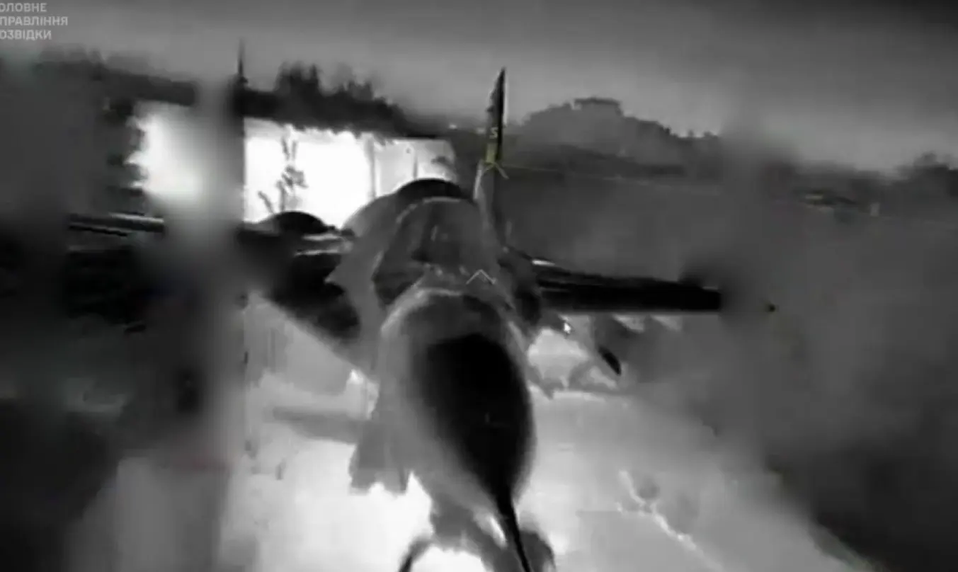 Украйна твърди, че е унищожила руски изтребител МиГ-29 при удар по авиобаза в Крим