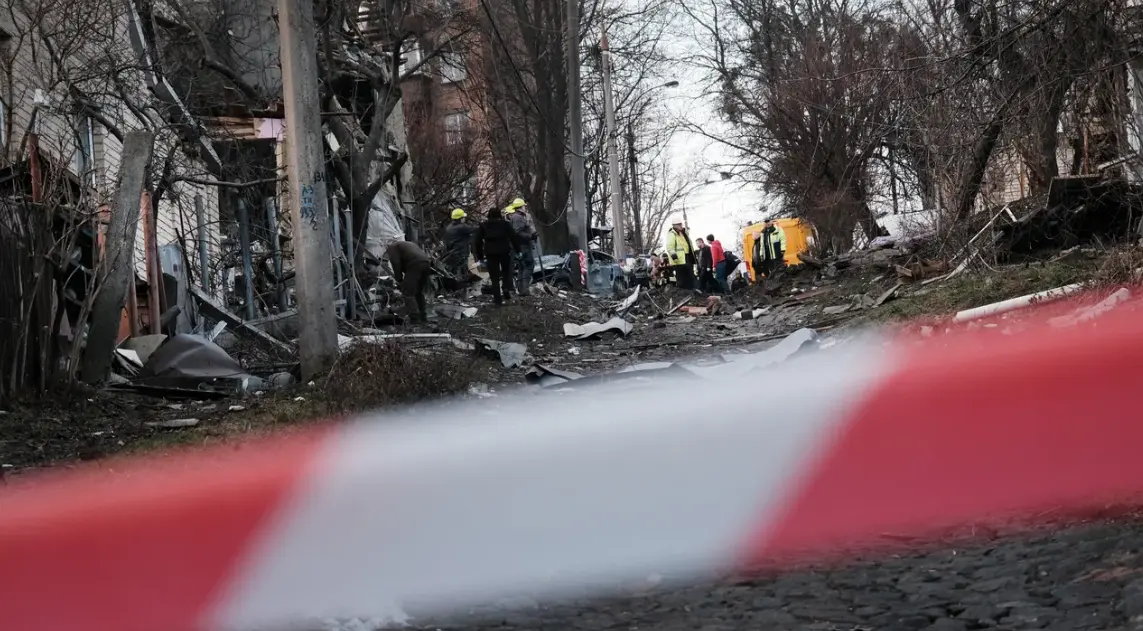 Най-малко 11 загинали и 46 ранени при масирана руска атака срещу Киев