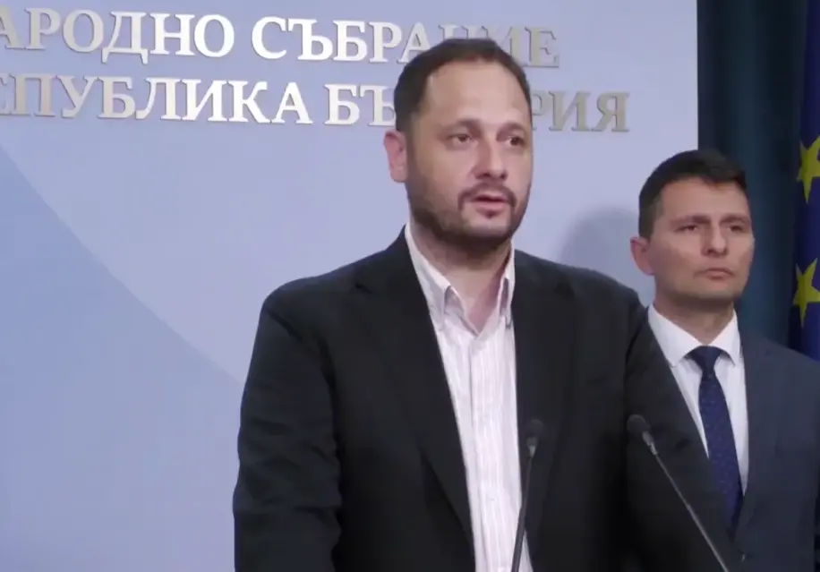 „Прогресивна България“ предлага изцяло машинен вот и промени в Изборния кодекс