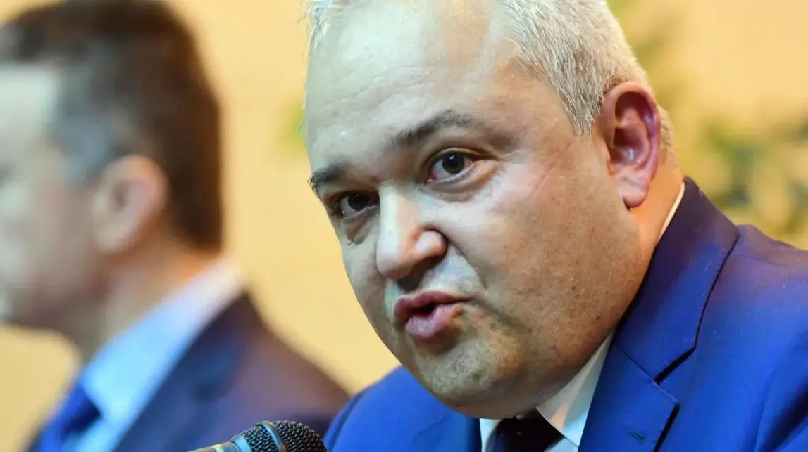 Министър Демерджиев представя нова противопожарна техника