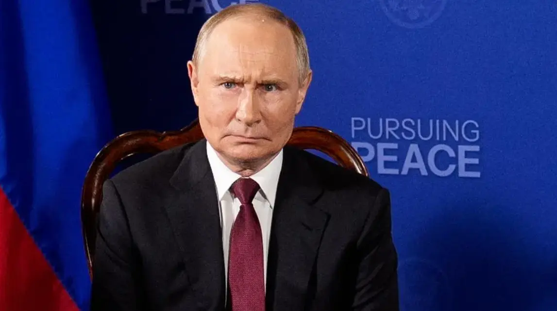 Естонски министър: Путин може да скочи през прозореца