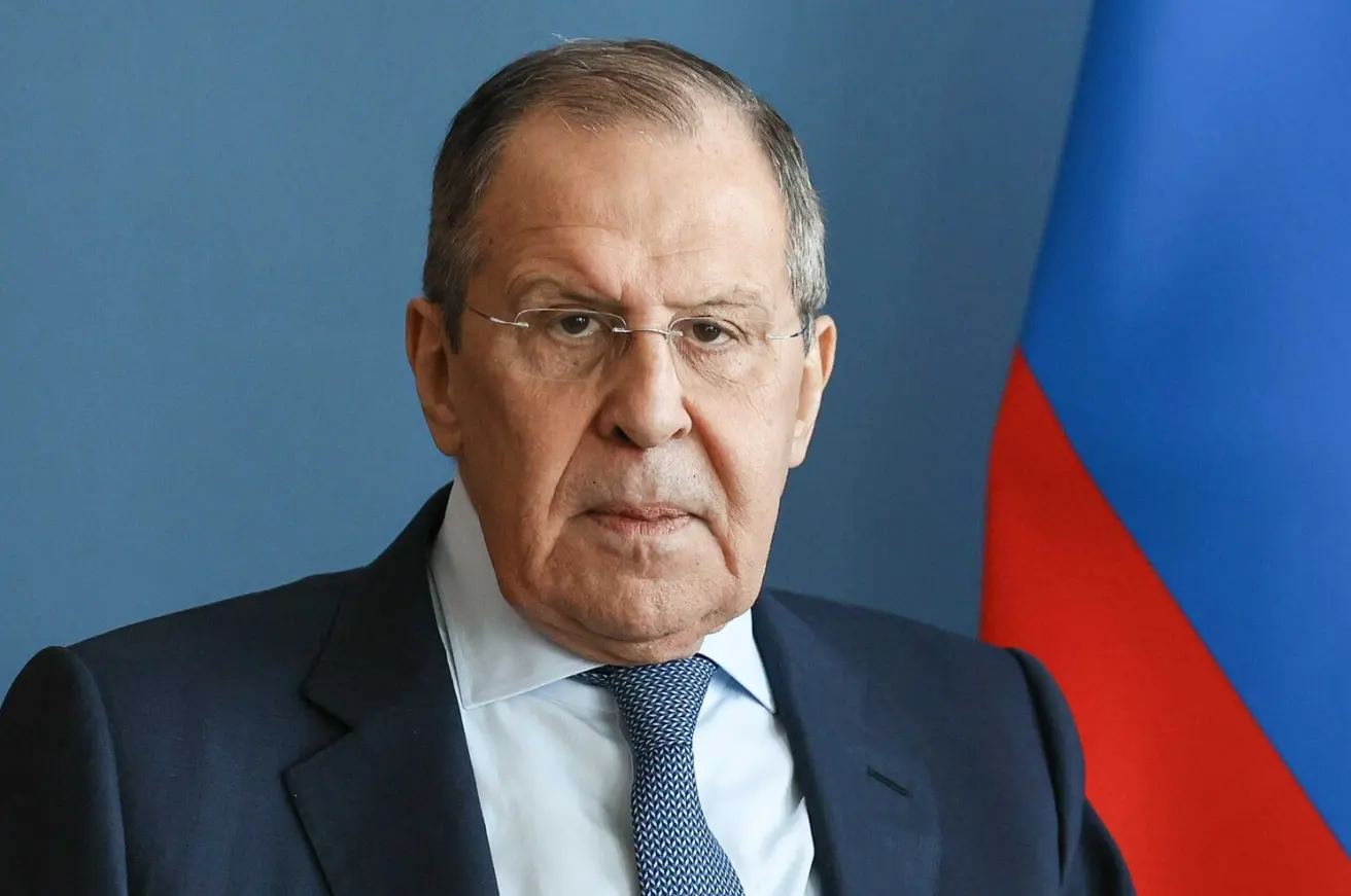 Лавров и външният министър на ОАЕ поискаха незабавно спиране на бойните действия в Персийския залив