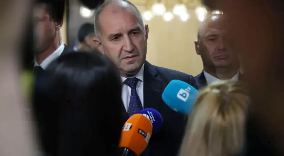 Радев: Не очаквам отношенията с Иран да се влошат заради американските самолети